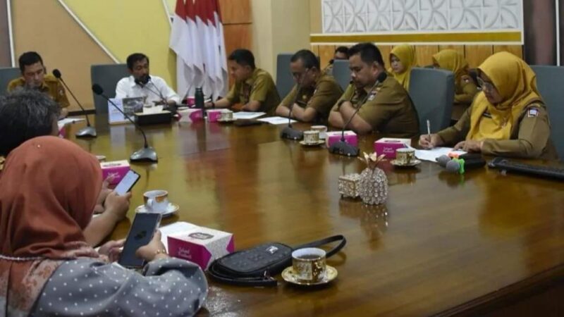 Pemko Padang dan UNAND Bahas Persiapan Halal Zone