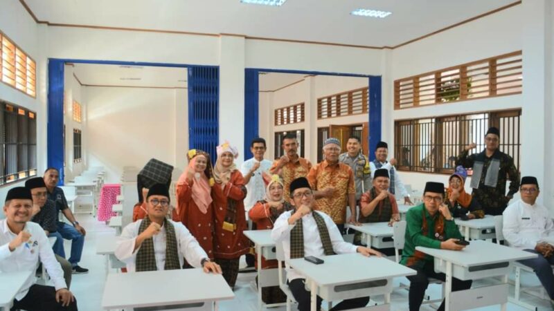 Pemko Padang Kembali Resmikan 12 RKB, Kini Sudah Rampung 450