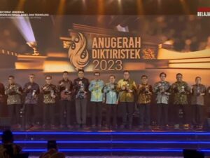 Malam Anugerah DiktiRistek, UNAND Raih 6 Penghargaan