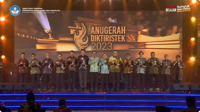 Malam Anugerah DiktiRistek, UNAND Raih 6 Penghargaan