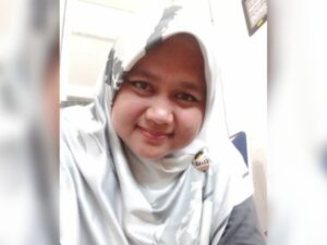 Isu mengenai upah dan perburuhan menjadi masalah yang selalu hangat diperbincangkan karena pada masalah ini terdapat berbagai kepentingan