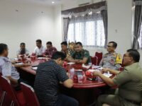 Pemko Pariaman bersama jajaran Polres Pariaman dan Kodim 0308 Pariaman siagakan personel di sembilan titik posko. Hal itu dilakukan guna