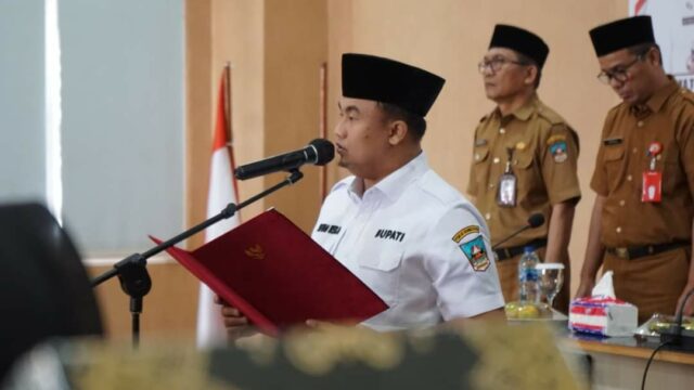 Bupati Dharmasraya Sutan Riska Tuanku Kerajaan