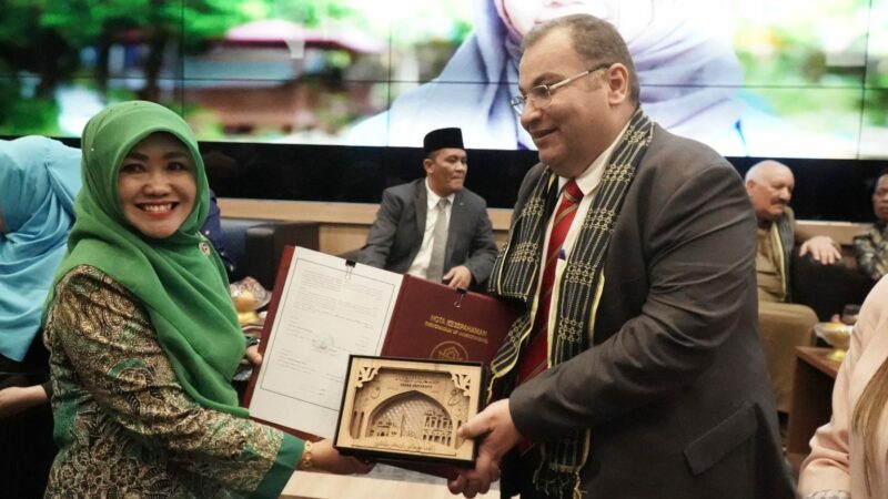 Sebanyak 53 Perguruan Tinggi Keagamaan Islam Negeri (PTKIN) di Indonesia menandatangani MoU dengan Zarqa University Yordania