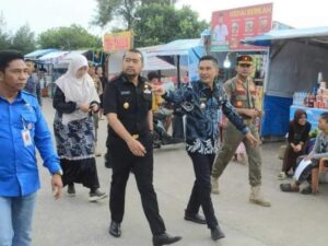 Wagub Sumbar, Audy Joinaldy mengatakan bahwa Pemprov siap mendukung pengembangan lebih lanjut bagi kemajuan Pantai Padang