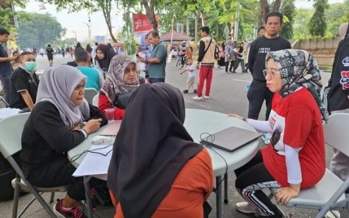 Pemprov Sumbar kembali akan memulai menggelar Hari Bebas Kendaraan Bermotor (HBKB) atau Car Free Day (CFD) 2024 pada Minggu mendatang