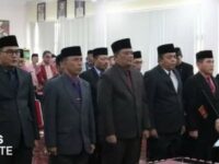 Bupati Agam, Andri Warman melantik 15 pejabat Eseloan II B pada. Para pejabat di lingkungan Pemkab Agam itu dilantik di aula kantor bupati.