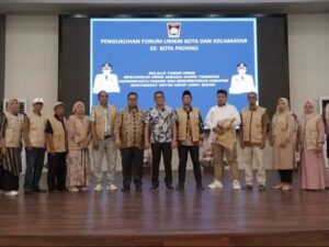 Pengurus Forum Usaha Mikro Kecil menengah (UMKM) Kota dan Kecamatan se-Kota Padang resmi dikukuhkan oleh Wali Kota Hendri Septa.