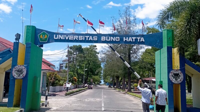 UBH Gelar Yudisium dan Pengukuhan 58 Guru Profesional Baru