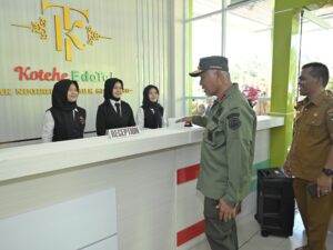 Gubernur Mahyeldi Resmikan Kotehe Edotel SMK 1 Lubuk Sikaping