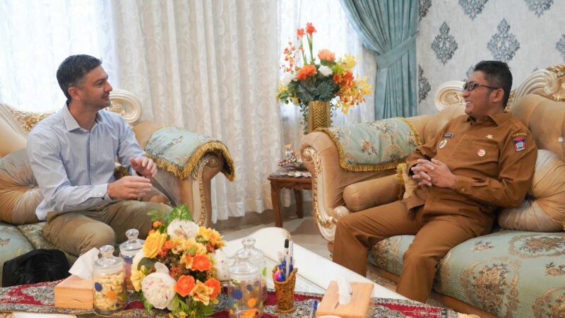 Jadi Percontohan Program SIIP, Wako Padang Terima Kunjungan Tim KIAT