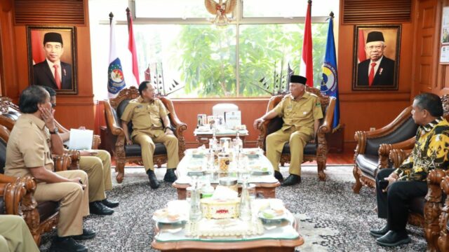 Temui Mendagri, Mahyeldi Nyatakan Kesiapan Sumbar Helat HUT Satpol PP dan Satlinmas