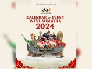 Sejumlah event pariwisata akan digelar di Sumatra Barat (Sumbar) pada 2024 ini. Dikutip dari akun Instagram @dispar.sumbar dan @minanglipp,