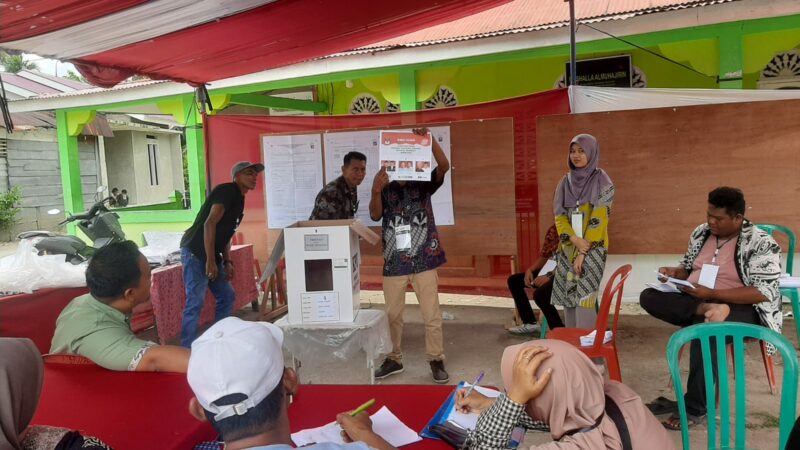 Sebanyak empat TPS di Kota Padang akan melakukan pemungutan suara ulang (PSU). Pencoblosan ulang itu tersebar di tiga kecamatan di Padang