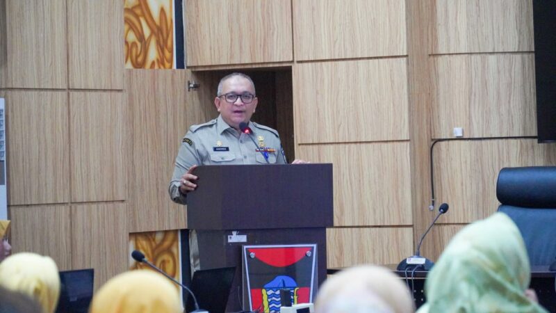 Sekda Padang Andree Algamar dorong ASN di lingkungan Pemko Padang untuk memberikan pelayanan publik yang efektif dan efisien kepada