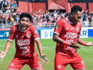 Semen Padang FC berhasil mengalahkan Malut United FC dalam laga leg kedua semifinal Liga 2 2023/2024 yang digelar di Stadion H Agus Salim