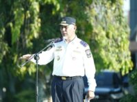 Gubernur Sumbar, Mahyeldi Ansharullah menerbitkan Surat Edaran (SE) tentang Pembatasan Operasional Angkutan Barang Selama Masa Libur