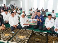 Safari Jumat Ramadan di Masjid Al-Hijrah, Wako Hendri Septa Respon Aspirasi Masyarakat