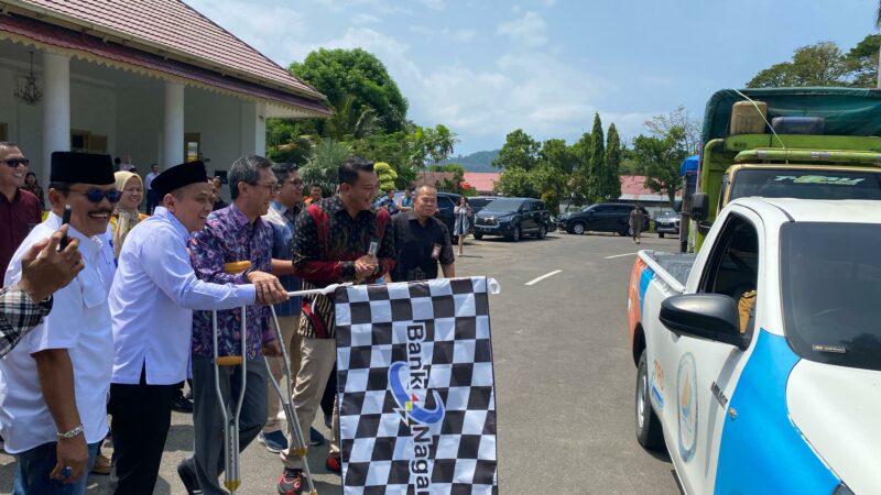 FK-IJK Sumbar Salurkan Bantuan Senilai Rp243 Juta Lebih untuk Korban Banjir di Pessel