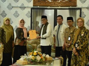 BPK Serahkan Hasil Pemeriksaan LKPD 2023, Wali Kota Padang Segera Evaluasi