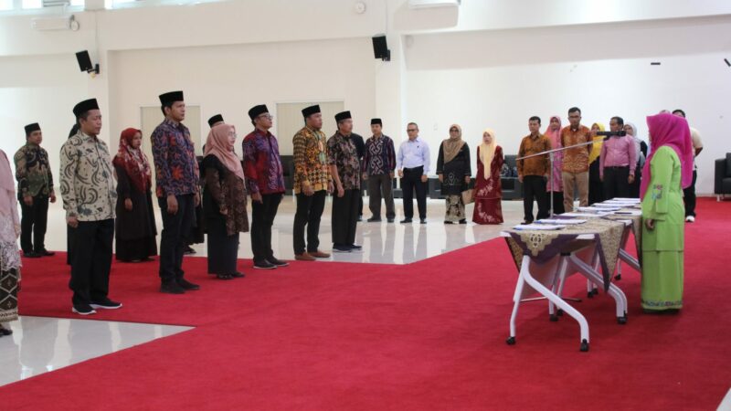 Universitas Islam Negeri (UIN) Imam Bonjol Padang kembali mengalami momentum penting dengan pelantikan beberapa Pejabat Pengganti Antar Waktu