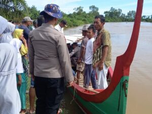 Warga Diseret Buaya Saat Mencari Lokan di Batang Masang