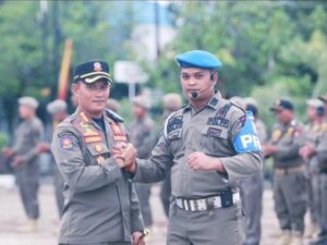 Satpol PP Kota Padang menurunkan 300 personel untuk melaksanakan pengamanan tradisi balimau di sejumlah tempat wisata pemandian.