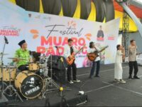 Pemko Padang kembali bakal menggelar Festival Muaro Padang pada tahun ini. Festival ini rencananya dilaksanakan usai Idul Fitri 1445 H nanti.