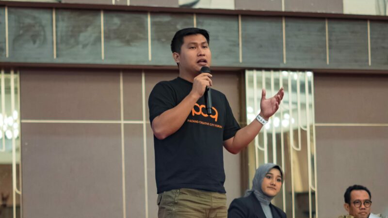 Sebuah kota tidak hanya sebuah wilayah geografis; itu adalah kumpulan dari budaya, kreativitas, dan kolaborasi yang mengalir melalui jalan