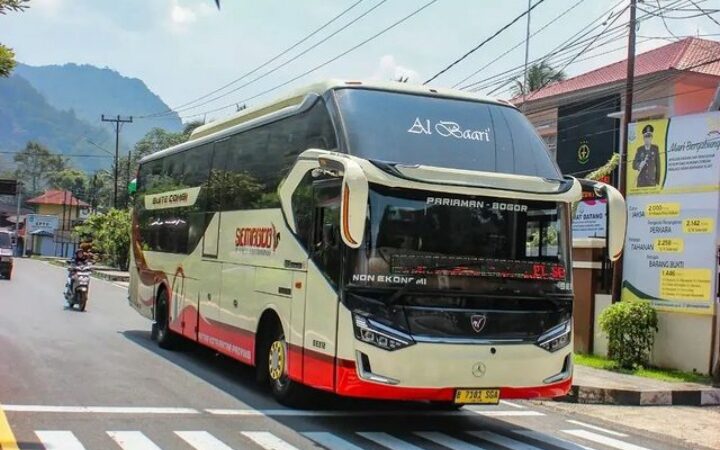 Tiket bus jurusan Jakarta-Padang pada sepekan jelang Lebaran 1445 H, nyaris ludes. Dari tanggal 3-9 April 2024, tiket bus yang masih tersedia