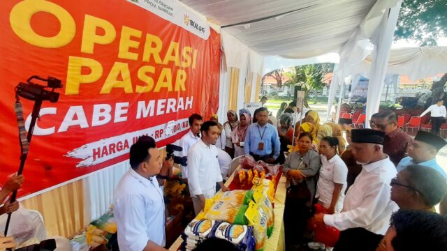 Pemprov Sumbar Gelar Gerakan Pangan Murah dan Operasi Pasar Cabai Merah di 7 Kabupaten Kota