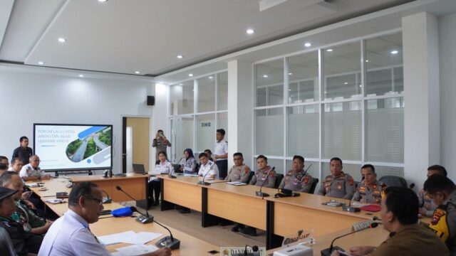 Pemko Padang Panjang menyiapkan skema jalur alternatif yang bisa dilewati pengendara guna mengantisipasi kemacetan saat arus mudik dan