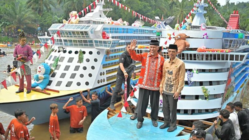 Meriahnya Tradisi Alek Bakajang di Pangkalan Limapuluh Kota