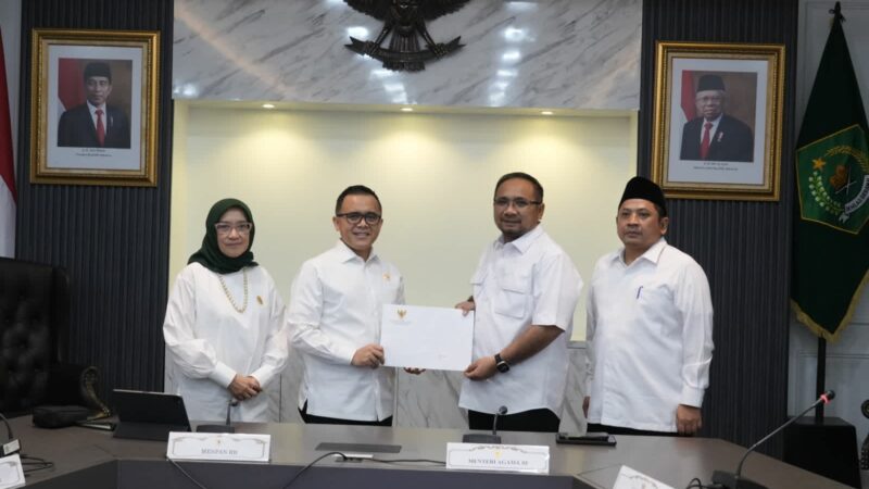 Kementerian Pendayagunaan Aparatur Negara dan Reformasi Birokrasi (Kemenpan RB) menyetujui sebanyak 110.553 formasi usulan Kemenag