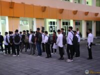 Sebanyak lebih dari 21 ribu calon mahasiswa baru mengikuti Ujian Tertulis Berbasis Komputer Seleksi Nasional Berdasarkan Tes (UTBK-SNBT) pada Seleksi Nasional Penerimaan Mahasiswa