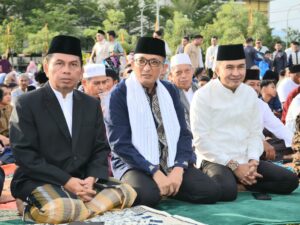 Salat Id di Lapangan Tugu Apeksi, Wako Padang Ajak Bantu Palestina