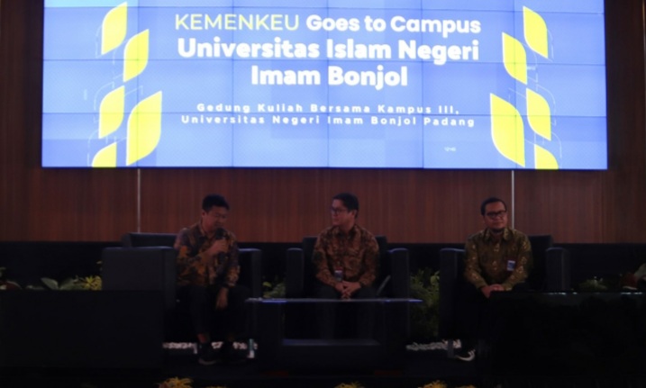 Kemenkeu Goes To Campus dilaksanakan di Ruang Aula Gedung Kuliah Bersama Kampus III UIN Imam Bonjol Padang, Selasa (5/3/2024).