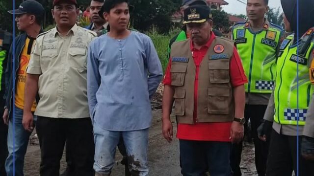 Kepala BPBD Agam, Budi Prawiranegara mengatakan bahwa banjir bandang lahar dingin yang melanda Kecamatan Candung dan Kecamatan Sungai