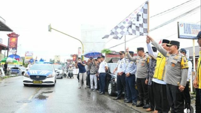 Jalur satu arah atau one way di rute Padang-Bukittinggi mulai dilaksanakan besok, Minggu (7/4/2024). One way ini akan digelar hingga 15