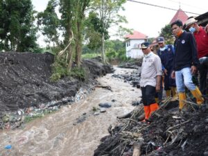 Penanganan Lahar Dingin Marapi, Pemprov Fokus Lakukan Pengerukan Sedimen Material Erupsi
