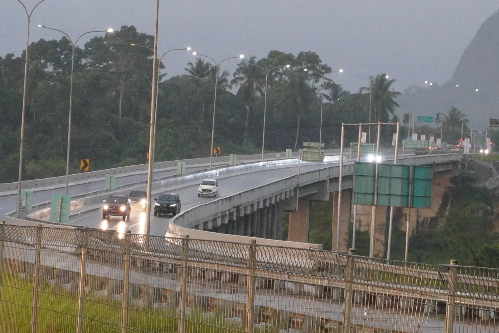 Libur Panjang Isra Mi’raj dan Imlek, Trafik di Jalan Tol Trans Sumatera Meningkat 12 Persen