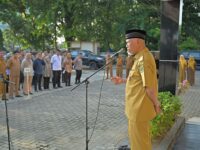 Gubernur Sumbar, Mahyeldi Ansharullah melakukan inspeksi mendadak (sidak) ke sejumlah OPD Pemprov Sumatra Barat usai libur Lebaran 1445