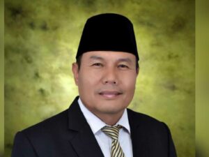 Tokoh Agama Ali Amran Warnai Bursa Cawabup Pesisir Selatan