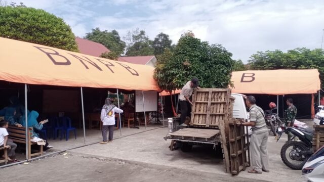 Kepala BPBD Agam, Budi Perwira Negara mengatakan bahwa posko utama bencana banjir bandang di SDN 08 Bukik Batabuah akan dipindahkan ke Kantor