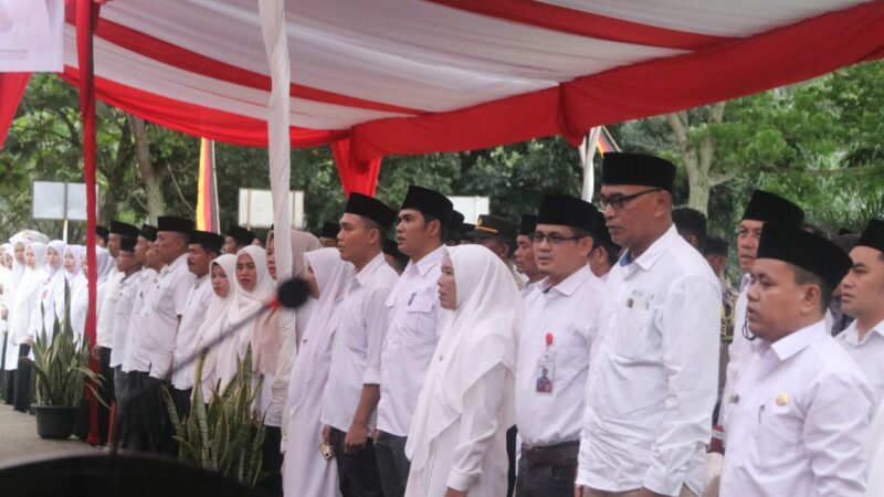 Sekda Dharmasraya, Adlisman mengukuhkan Panitia Penyelenggara Musabaqah Tilawatil Quran (MTQ) Nasional XII tingkat Kabupaten Dharmasraya.