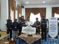 BPKH Salurkan Rp380 Juta untuk Korban Bencana di Tanah Datar