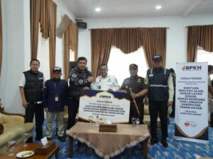 BPKH Salurkan Rp380 Juta untuk Korban Bencana di Tanah Datar