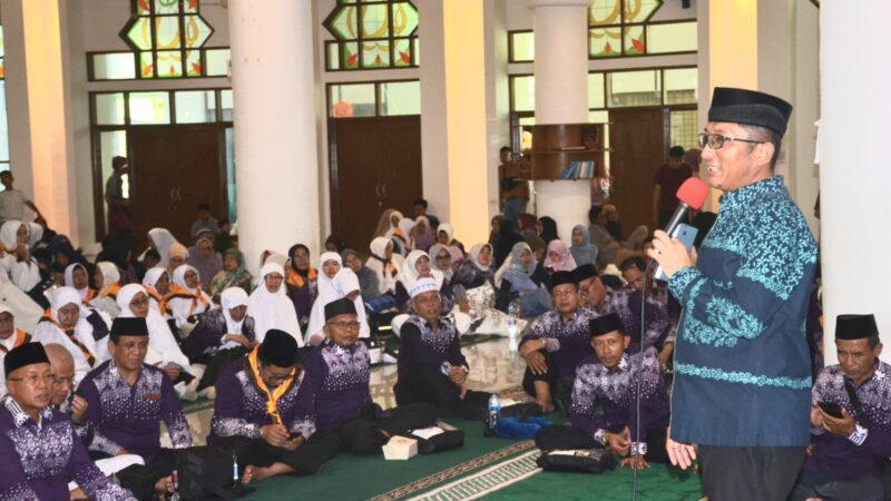 Wako Padang Lepas 386 Calon Jemaah Haji Kloter Pertama