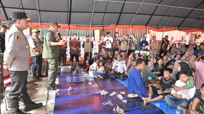 Mahyeldi Minta Warga Terdampak Bencana Tak Khawatir, Pusat Komit Bantu Sumbar