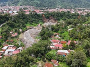 Tim UNP dan APDI Sumbar Lacak Penyebab Banjir Bandang di Lembah Anai